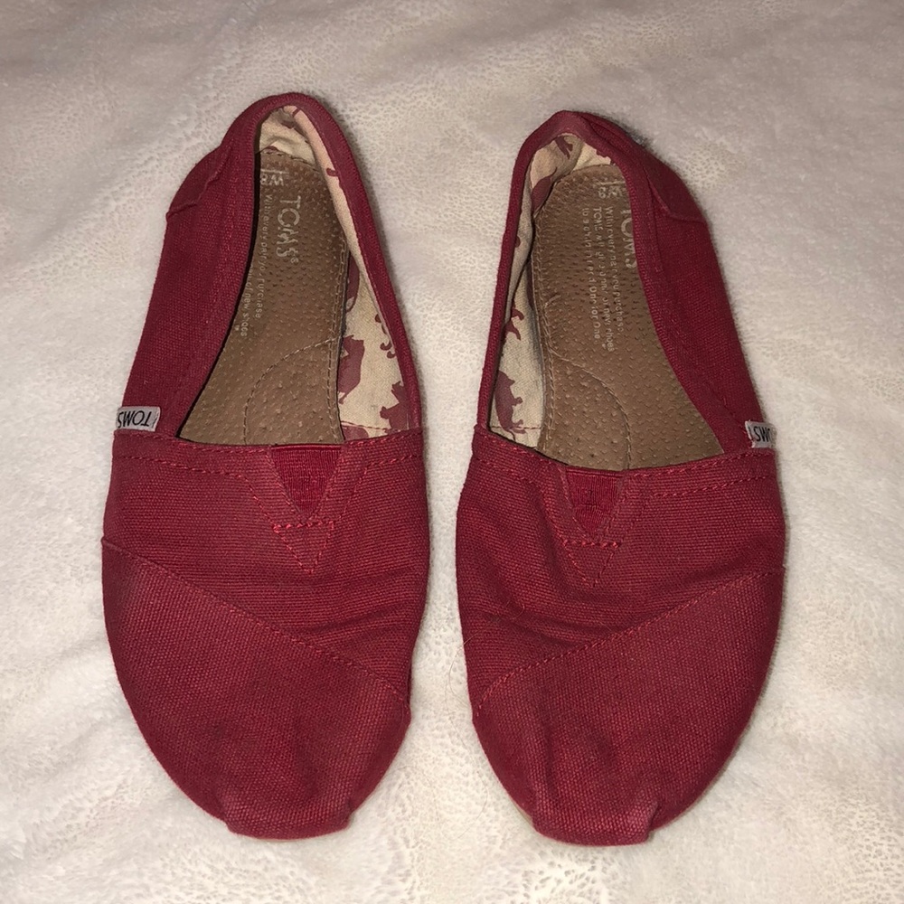 Toms